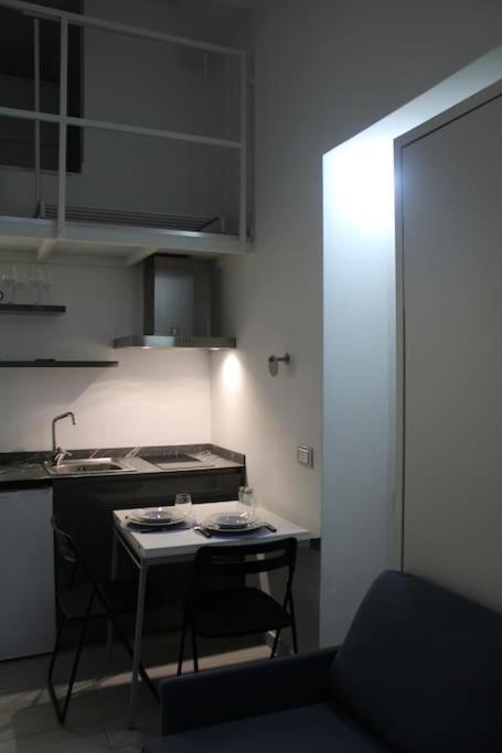 Appartement Piccolo Loft A Due Passi Dal Castello à Milan Extérieur photo